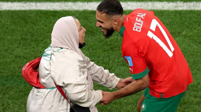 Boufal dances with his mother at Qatar World Cup 2022